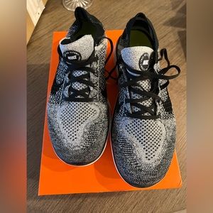 COPY - NWT never worn men’s Nike sneakers